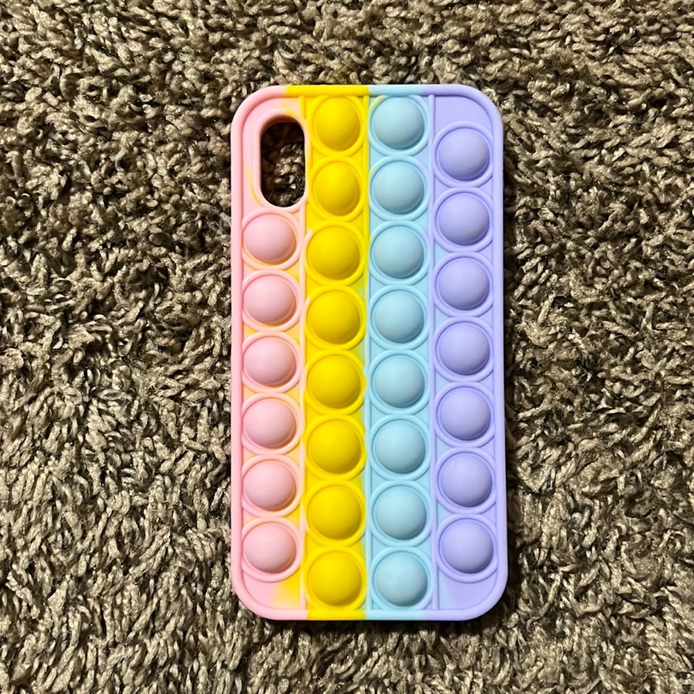 XS IPHONE CASE